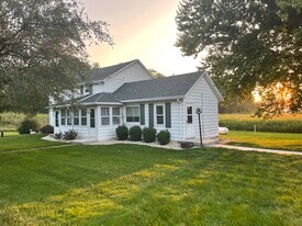 Building Photo - W7772 US-12