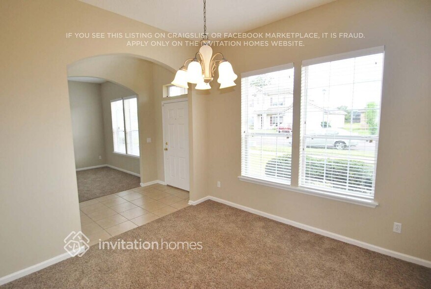 Building Photo - 9260 Prosperity Lake Dr