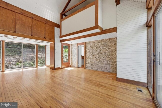 Building Photo - 803 Mill Creek Rd