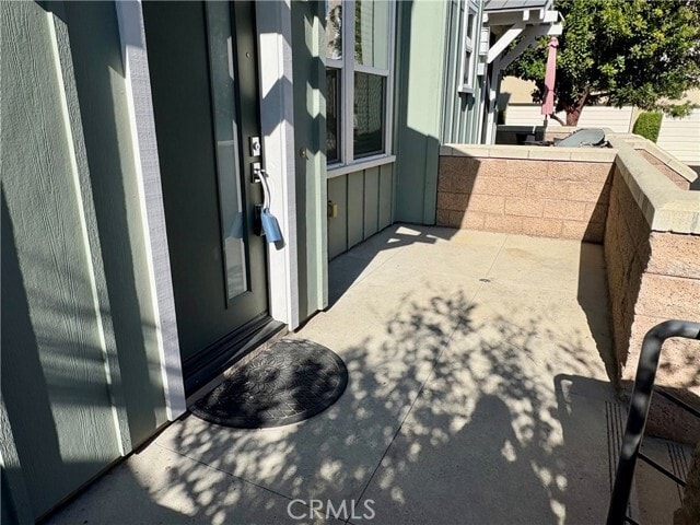 Building Photo - 12 Empire Dr