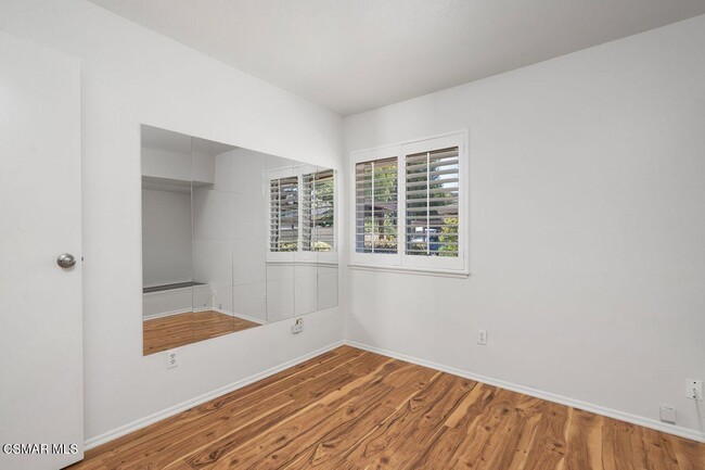 Building Photo - 28551 Conejo View Dr