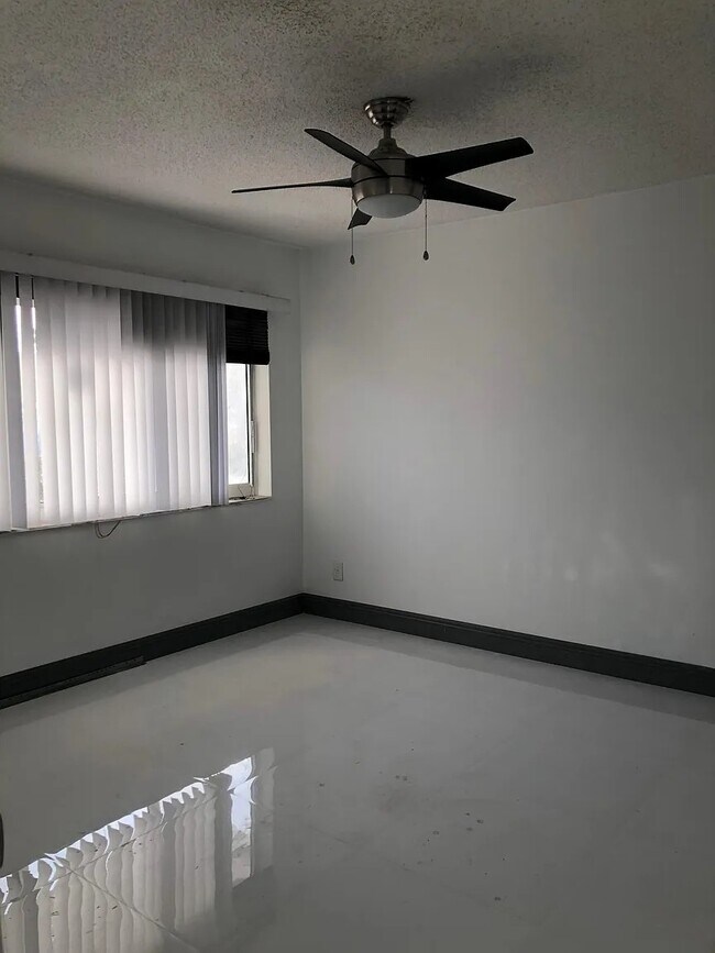 Building Photo - 8280 NW 36th St