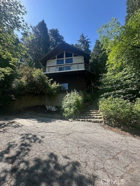 Primary Photo - 24027 Lakeview Dr