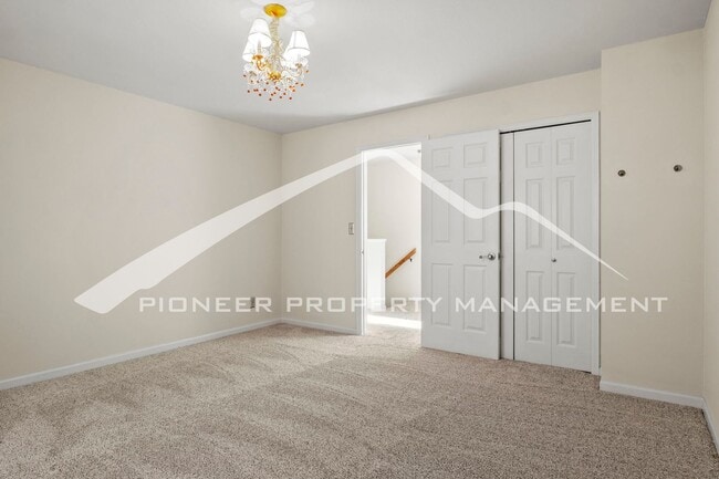 Building Photo - Charming 2-Bedroom + Office in the Histori...