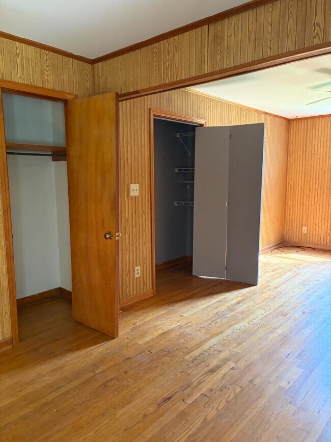 Building Photo - 4925 Ter R