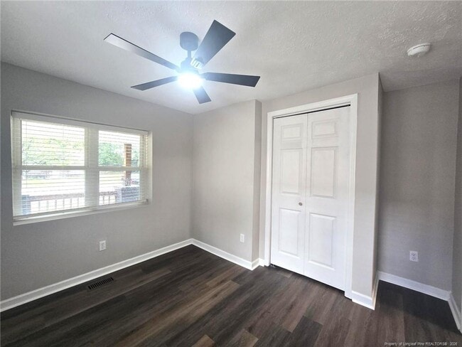 Building Photo - 874 W Orange St