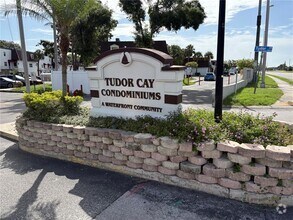 Building Photo - 9218 Tudor Dr