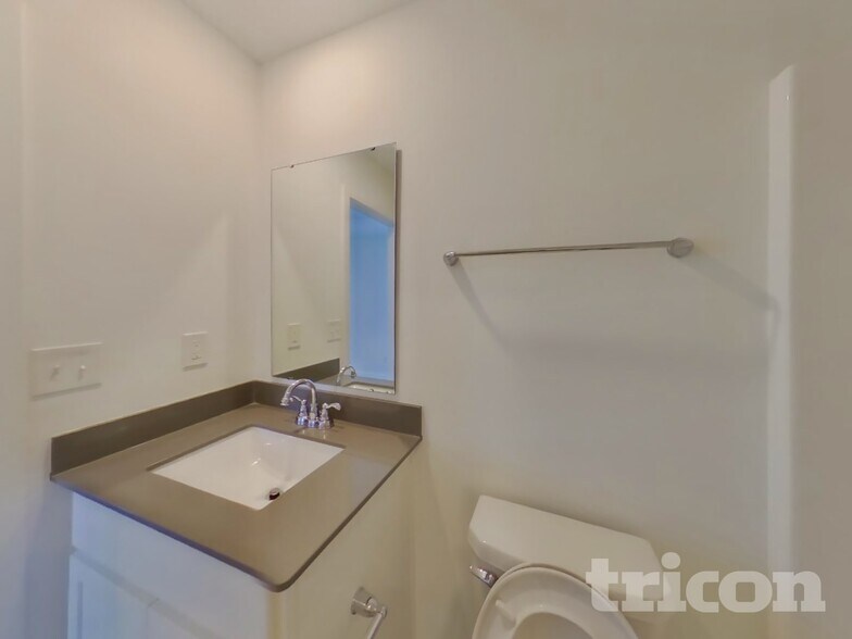 Building Photo - 11908 Moorfield Ln