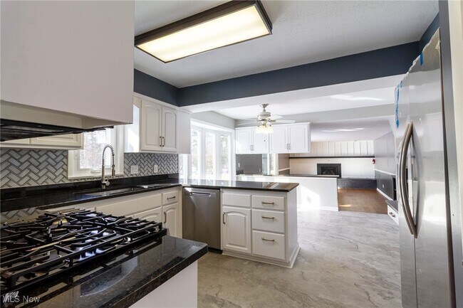 Building Photo - 24434 Emmons Rd