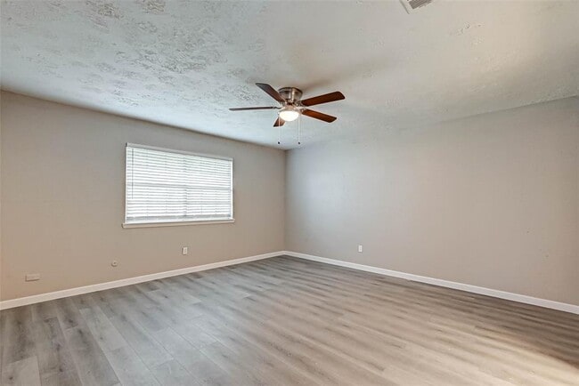 Building Photo - 17103 Blackhawk Blvd