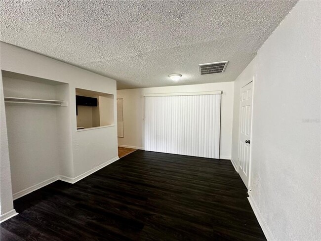 Building Photo - 4655 Cepeda St