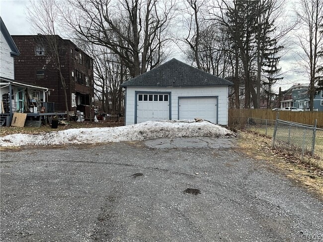 Building Photo - 222 Academy St