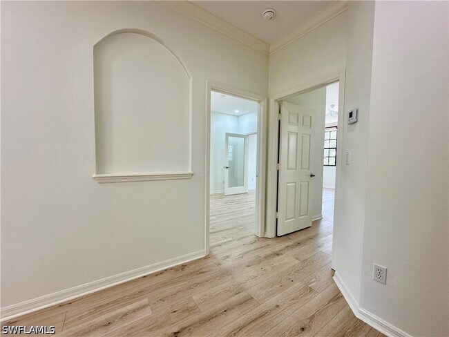 Building Photo - 15031 Summit Pl Cir