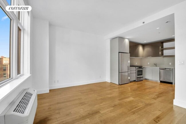 Building Photo - 2-26-26 50th Ave