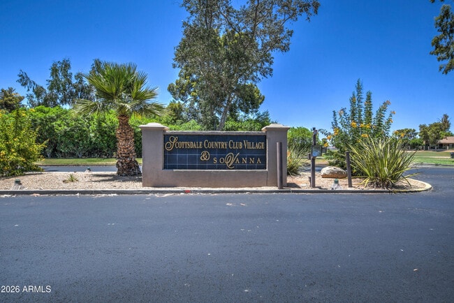 Building Photo - 7910 E Cholla St