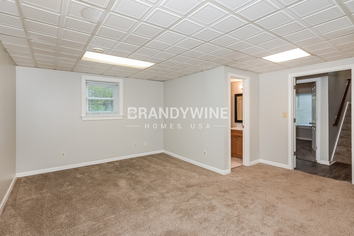 Building Photo - 630 Fern Terrace SE