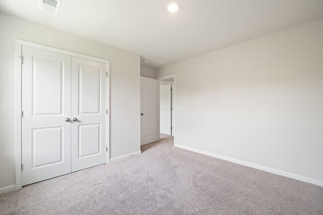 Building Photo - Like New Smart Home in the Palisades Area!