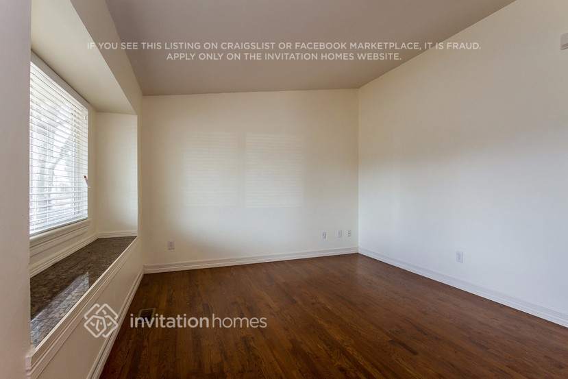 Building Photo - 1772 S Genoa Way
