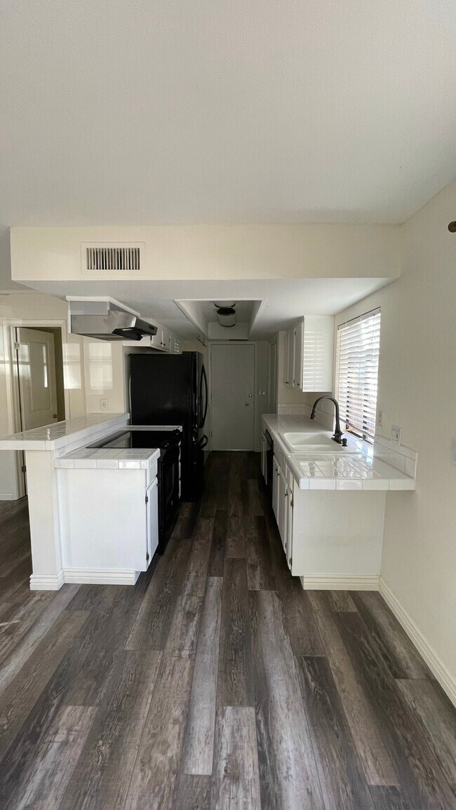 Pointe at Tapatio Townhome 807 E North Ln Phoenix AZ 85020