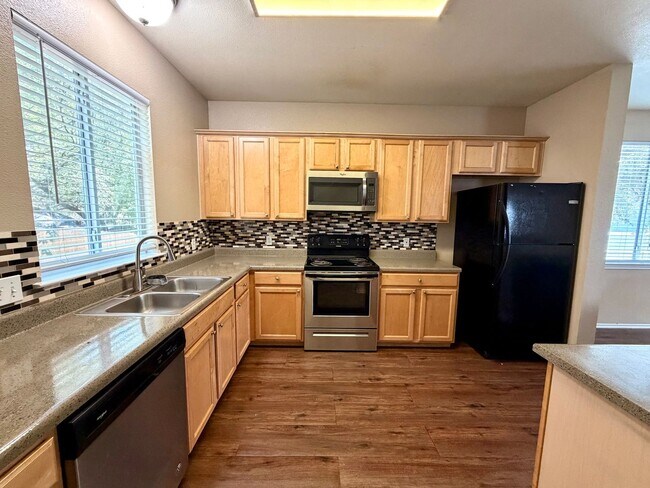 Building Photo - 908 Keith Ln