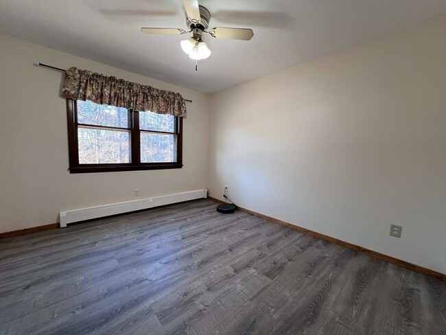 Building Photo - 23 Hospital Rd