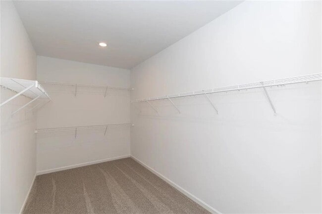 Building Photo - 1725 Wellston Dr