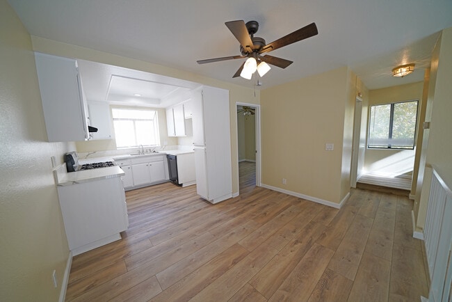 Building Photo - 27663 Ironstone Dr