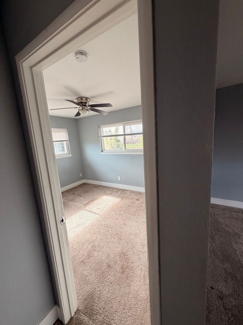 Building Photo - 1298 W Capitol Ave