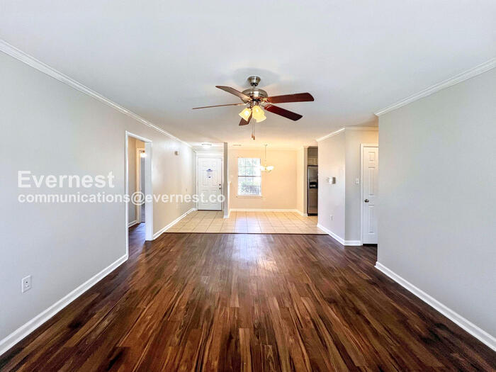 Building Photo - 13812 Hickory Glen Dr