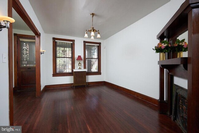 Building Photo - 1427 East Capitol St NE