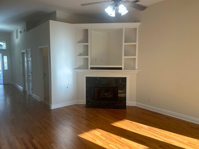Building Photo - 2813 Aqua Ridge Ct
