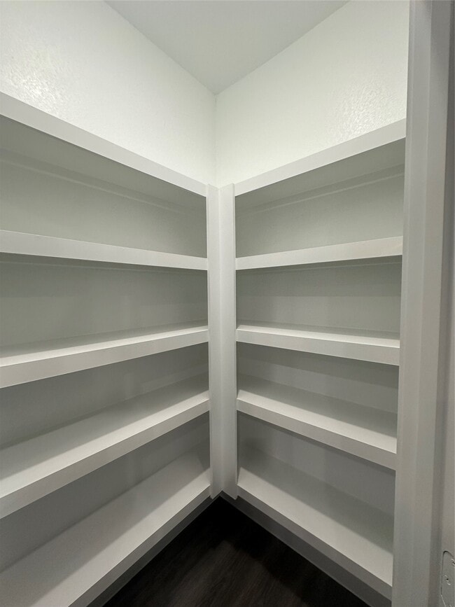 Building Photo - 3110 Valley Peak Dr