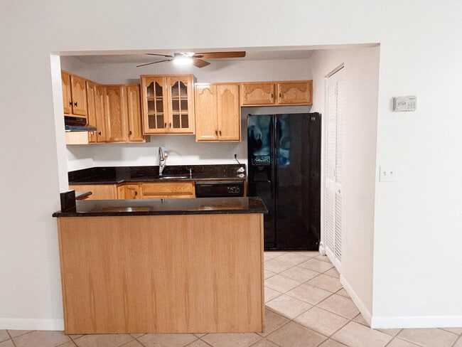 Building Photo - 5971 La Pinata Blvd