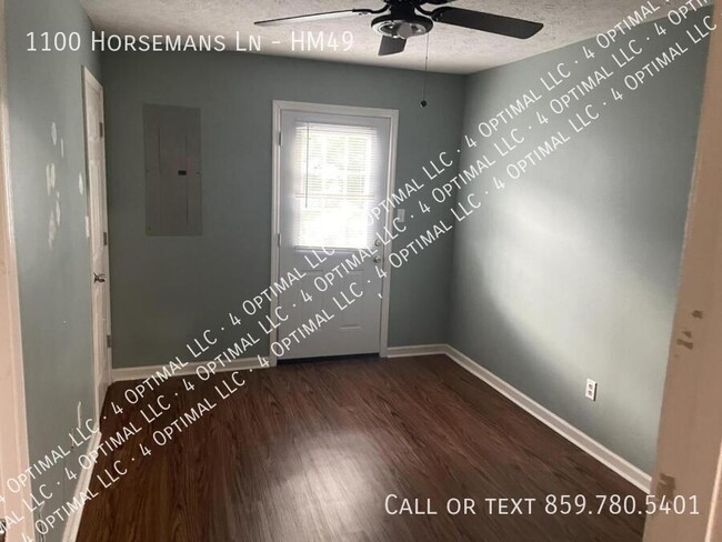 Building Photo - 1100 Horsemans Ln