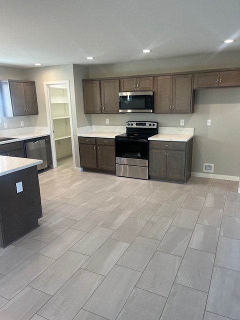 Building Photo - 1818 N Rose Quartz Dr