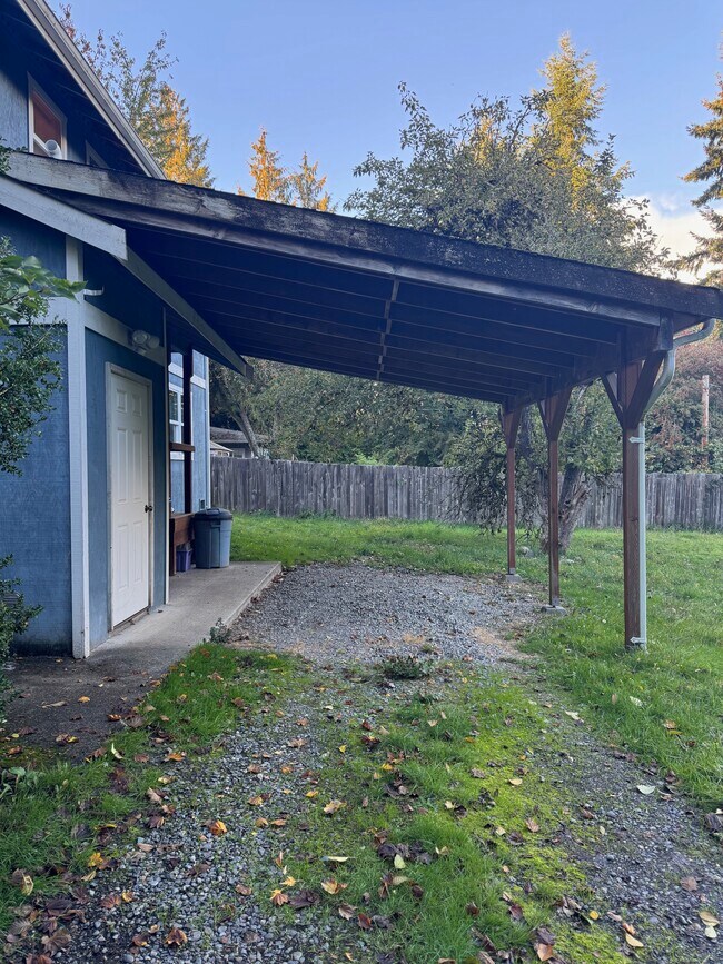 Building Photo - 18226 Vashon Hwy SW