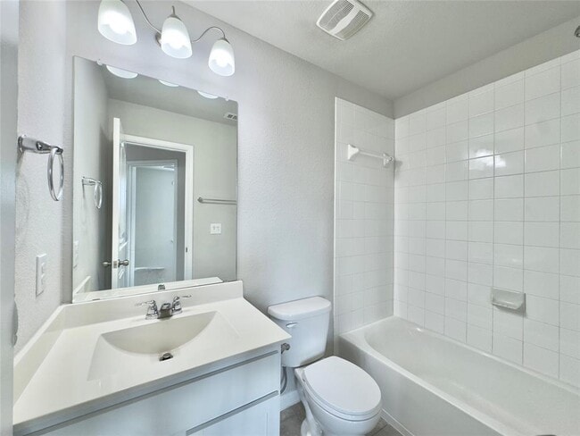 Building Photo - 308 Craters of the Moon Blvd