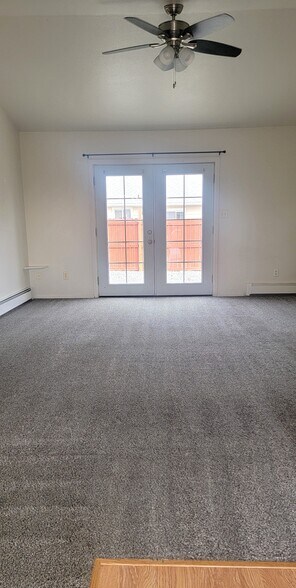 Building Photo - 658 30 Rd