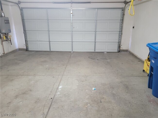 Building Photo - 6277 Elvido Ave