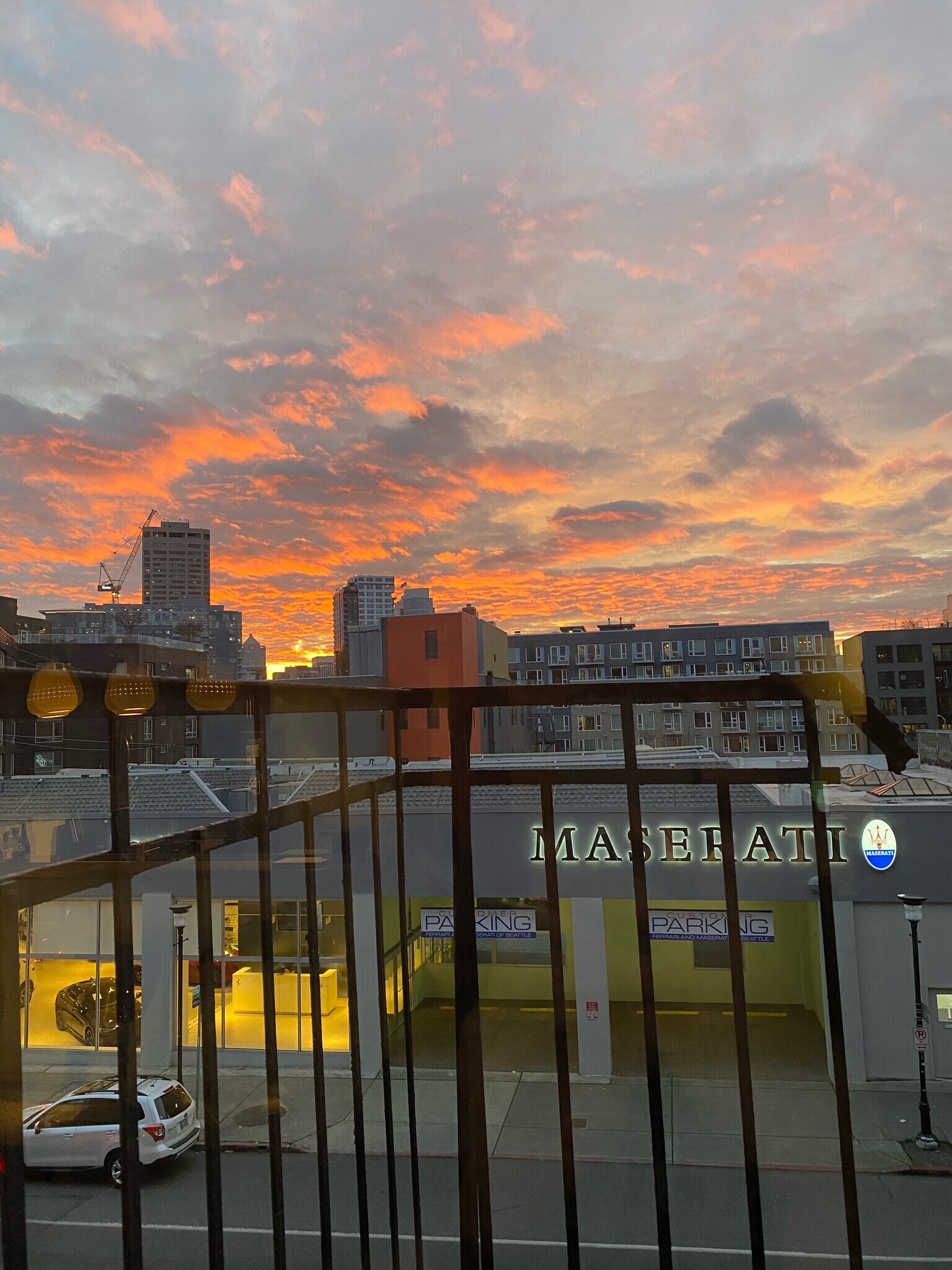 West facing sunsets are the best! - 1408 12th Ave