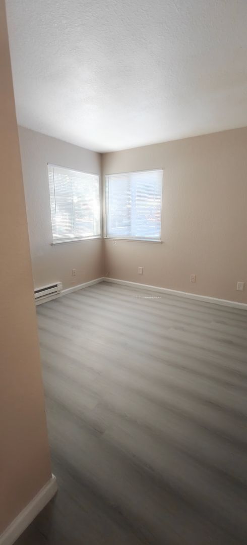 Building Photo - Bay Point, Excellent Location with 2 Bed 2...