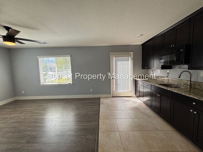 Building Photo - 6515 Copper Mountain Dr