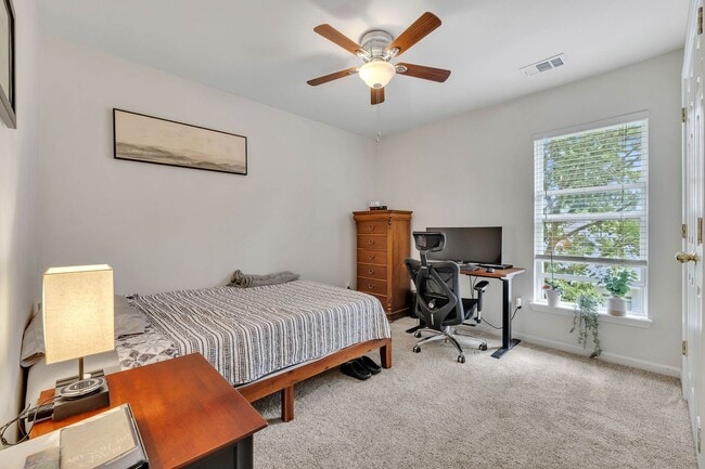 Building Photo - Spotless 3BR/2.5BA townhome minutes from West End, Downtown Nashville!