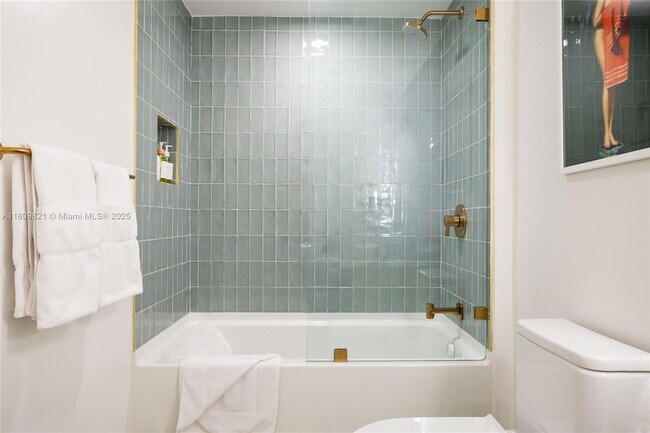 Building Photo - 159 NE 6th St