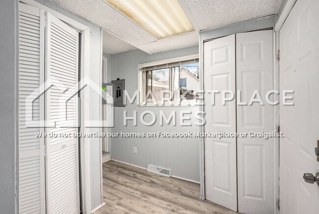 Building Photo - 7043 Meadow Ave
