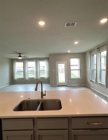 Building Photo - 3226 Sioux Trl