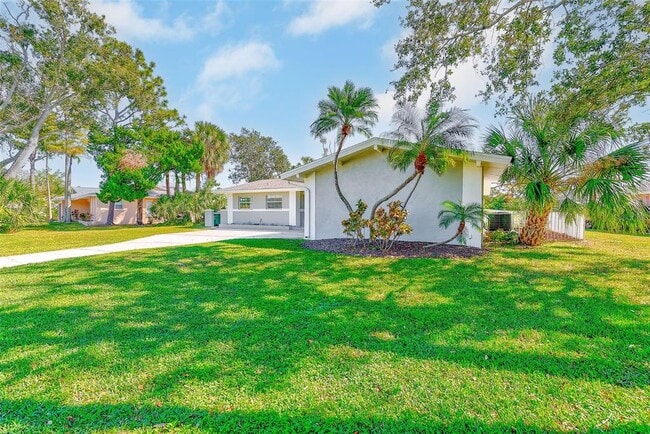 Building Photo - 7195 Augusta Blvd