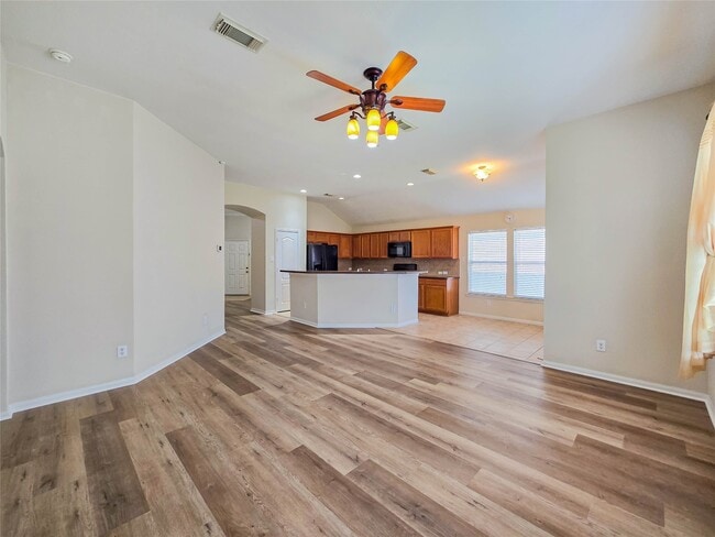 Building Photo - 17915 Landing Pines Trail