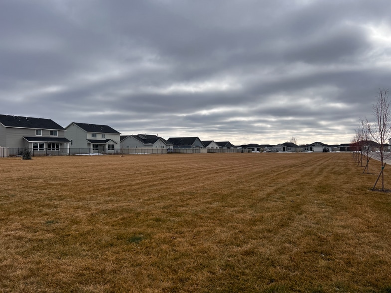 Building Photo - 11446 W Teratai St