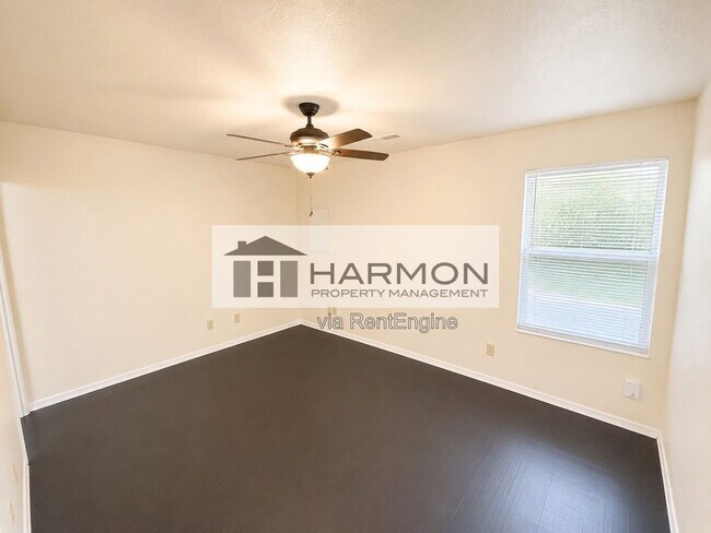 Building Photo - 2363 N Garland St